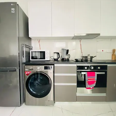 Vivid 1-br In Apartment *