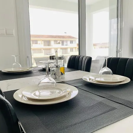 Vivid 1-br In