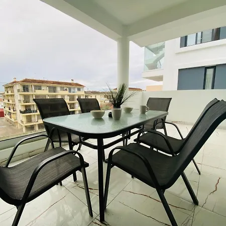 Vivid 1-br In